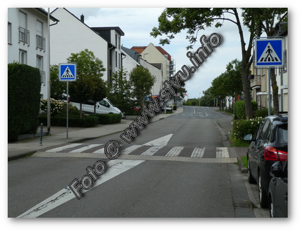 Aufgepflasterter Fußgängerüberweg in Dormagen